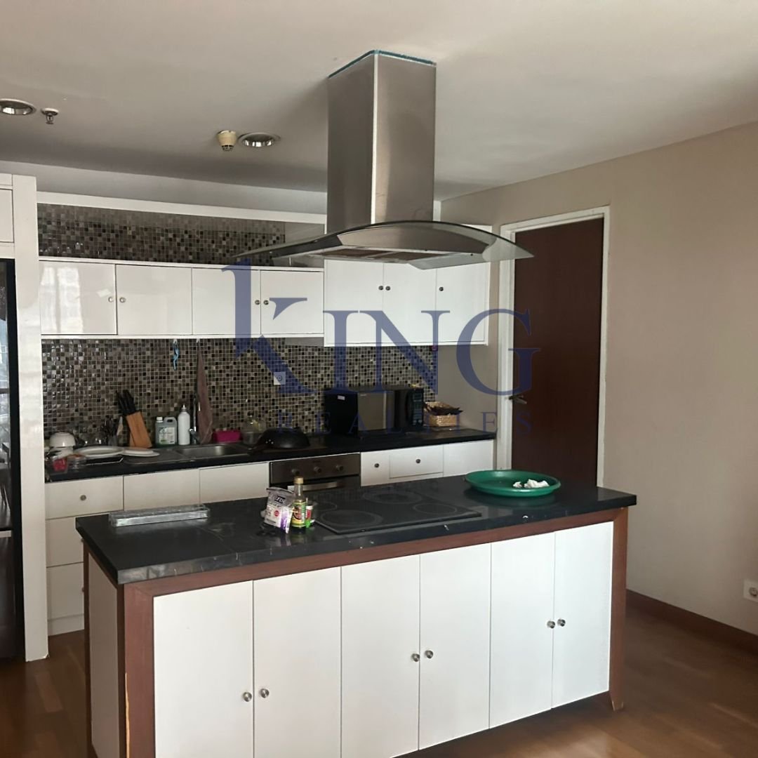 3 FOR SALE Big unit at Bellagio Kuningan Jaksel.