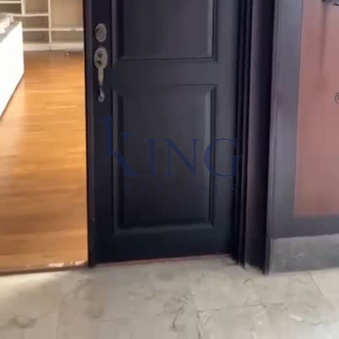 7 FOR SALE Big unit at Bellagio Kuningan Jaksel.