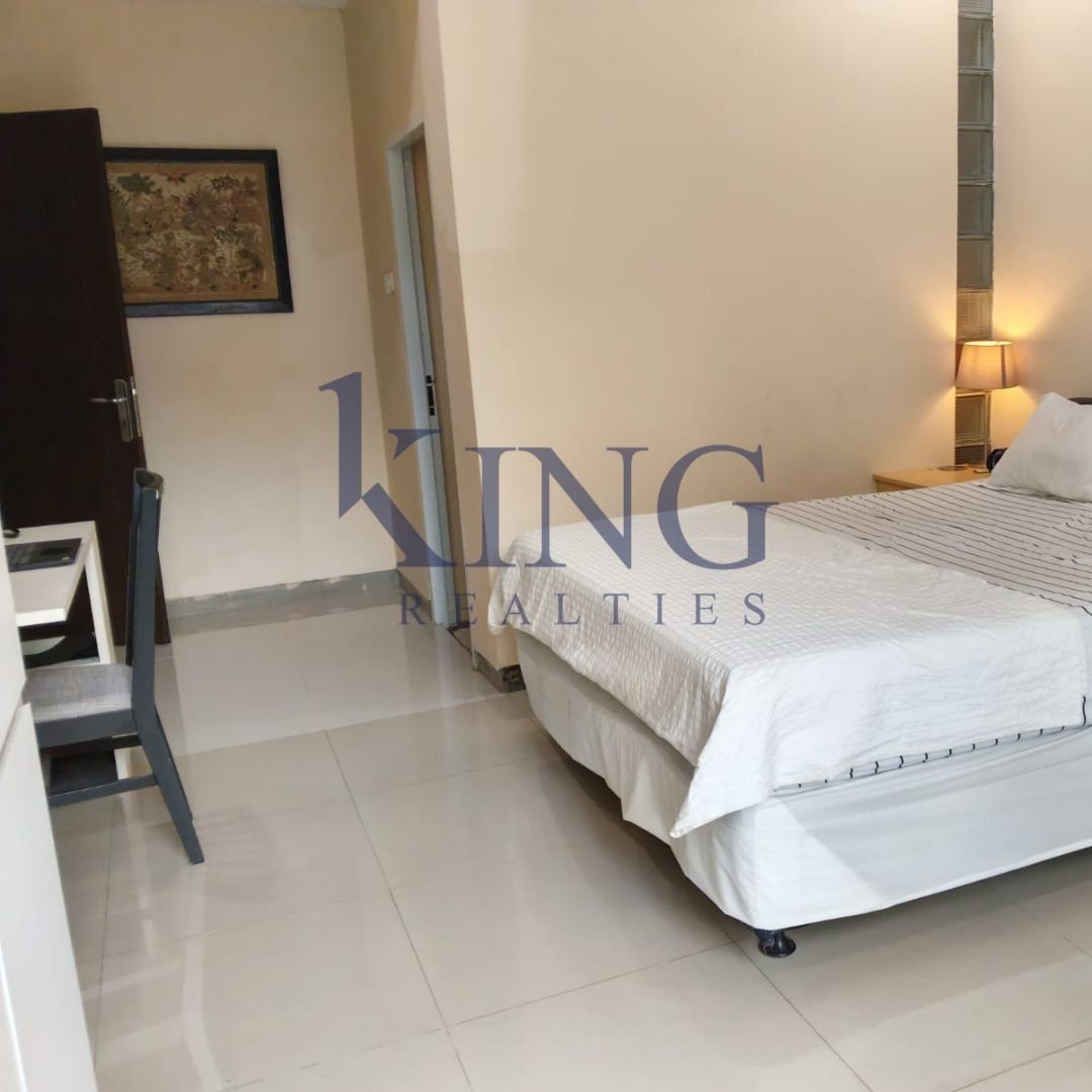 2 Dijual Rumah 2 lt di lokasi strategis Graha Raya, Bintaro Jaya