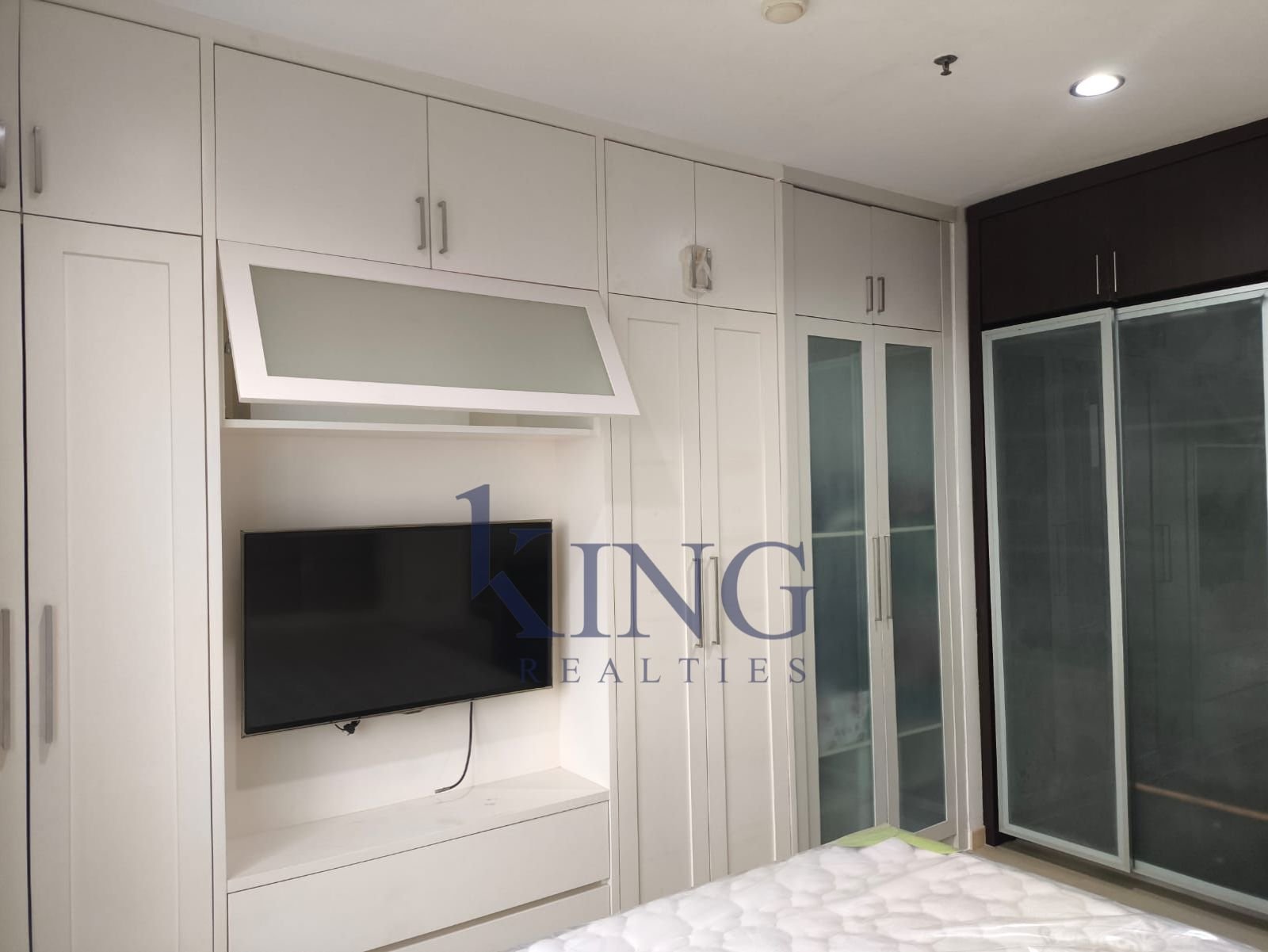 5 For SELL Apartemen Cosmo Residence Thamrin City, Jakarta Pusat