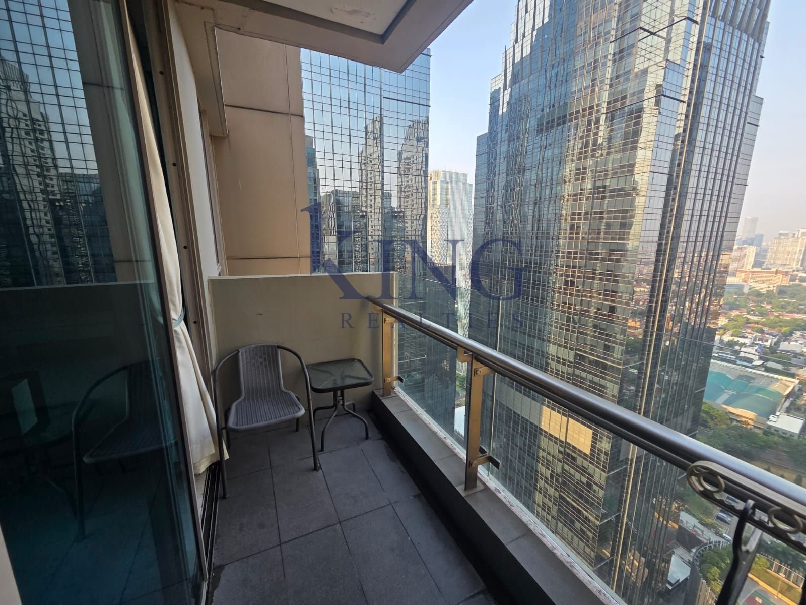 10 FOR RENT Residence 8 Apartment @Senopati