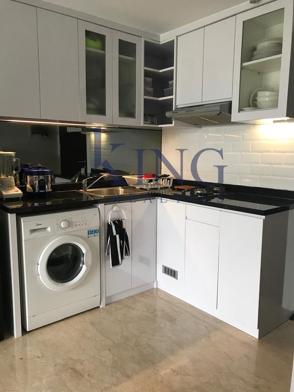 4 Di Jual Apartemen Lexington Residence Jakarta Selatan