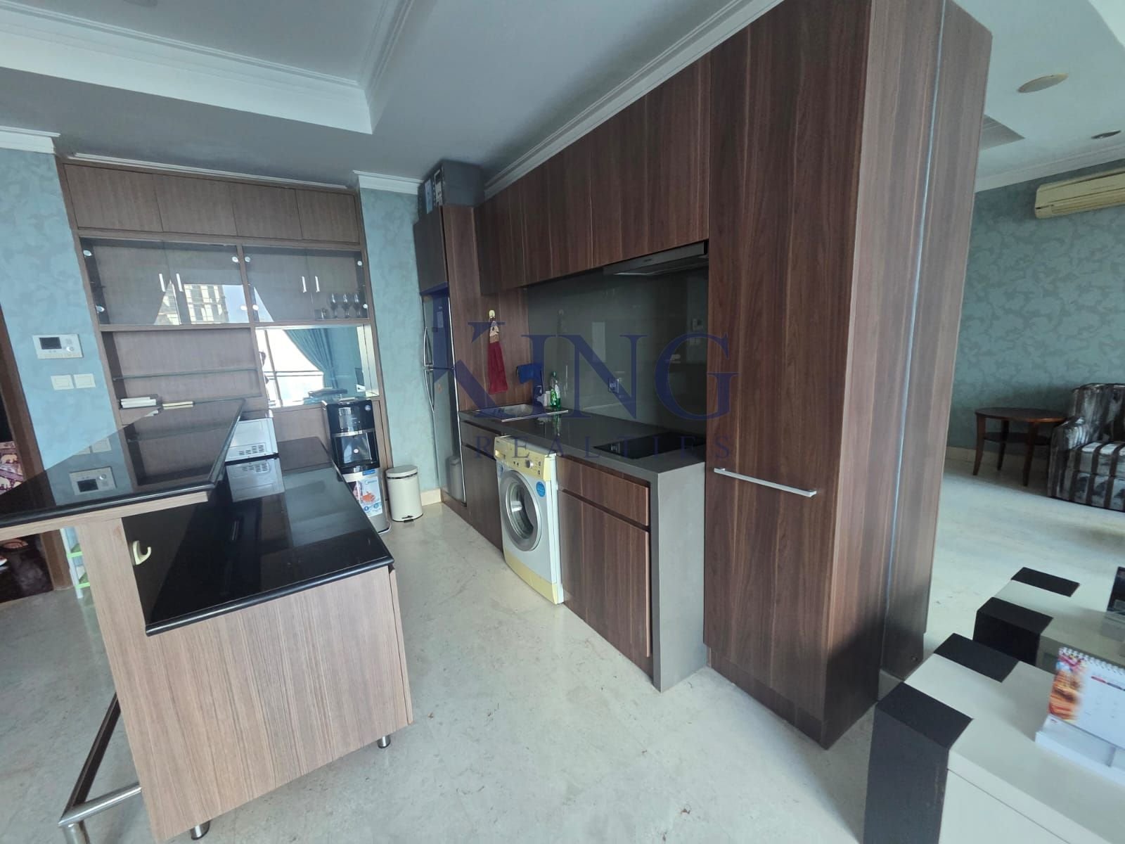 5 FOR RENT Residence 8 Apartment @Senopati