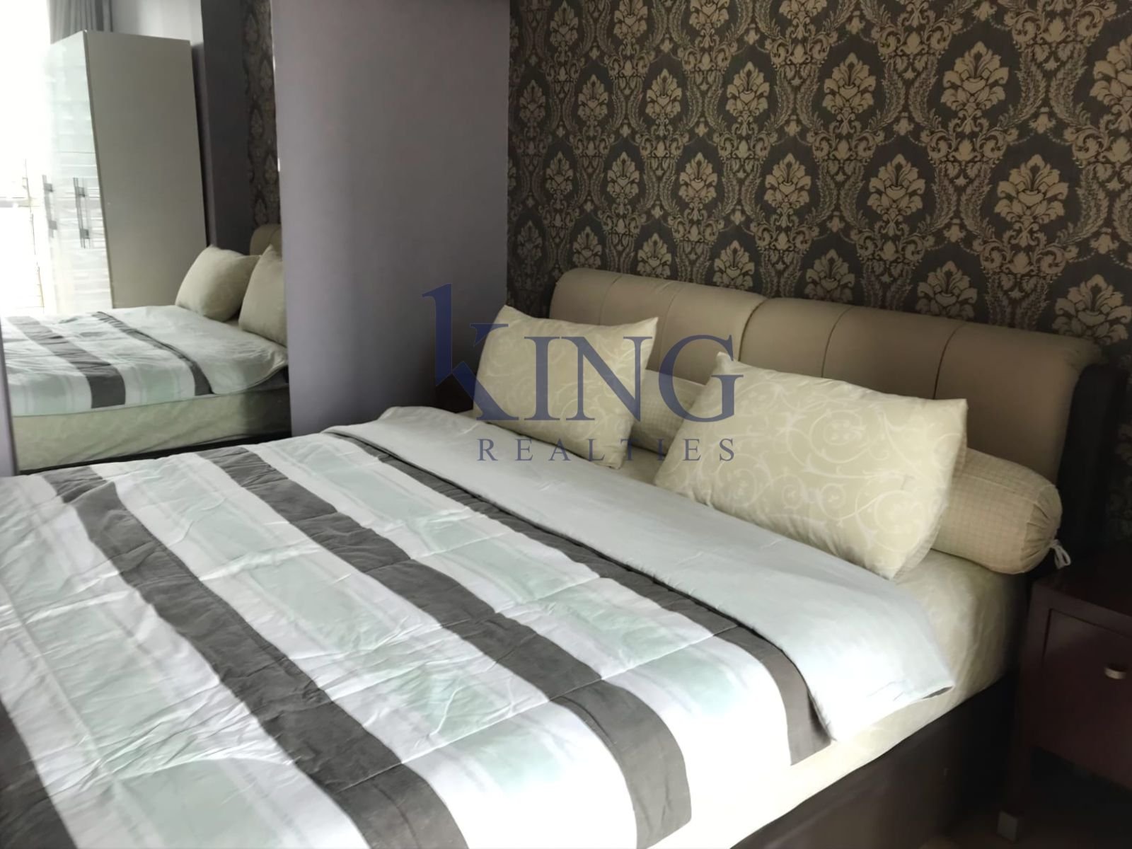 8 FOR RENT Residence 8 Apartment @Senopati