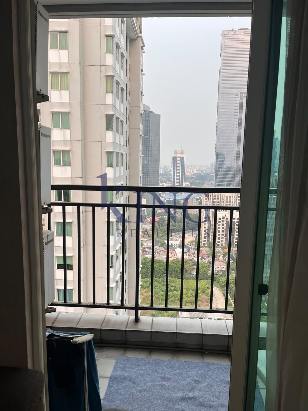 8 For Sell Thamrin Residence Apartment