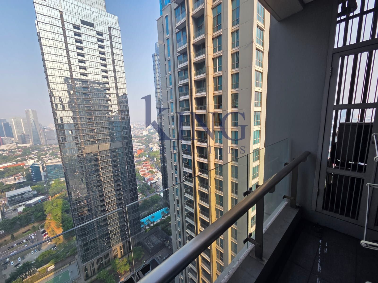 9 FOR RENT Residence 8 Apartment @Senopati